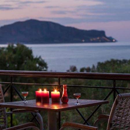 Iris Beach Hotel Monemvasia Ngoại thất bức ảnh