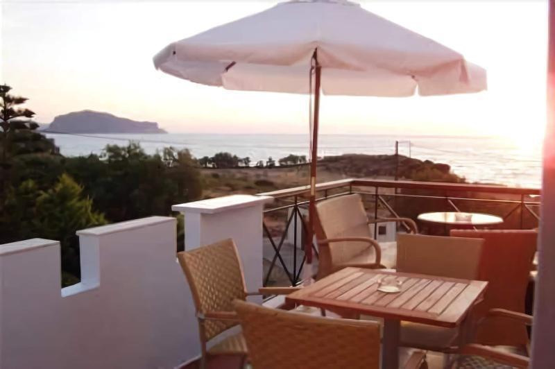 Iris Beach Hotel Monemvasia Ngoại thất bức ảnh