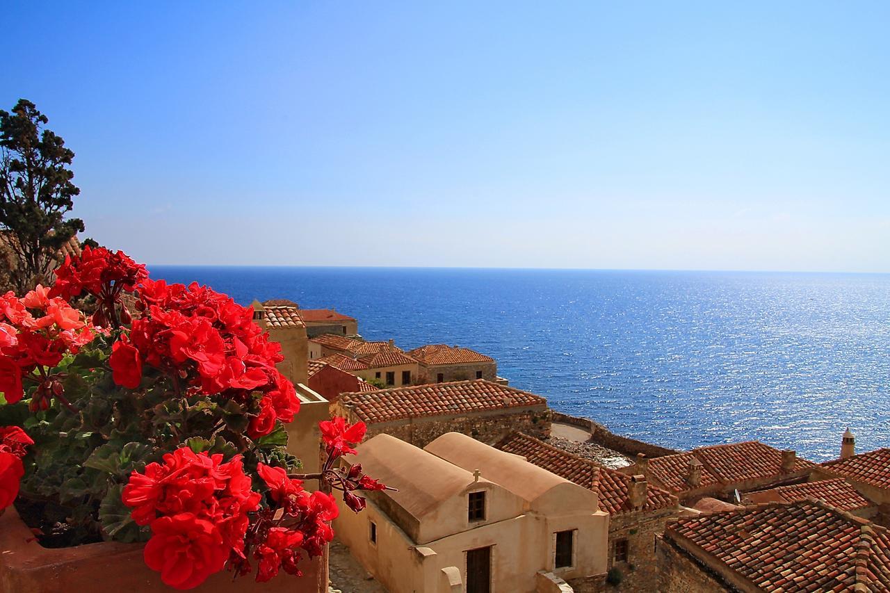 Iris Beach Hotel Monemvasia Ngoại thất bức ảnh