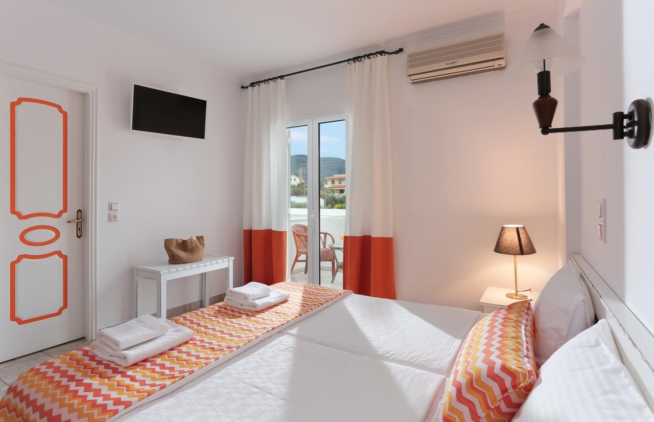 Iris Beach Hotel Monemvasia Ngoại thất bức ảnh