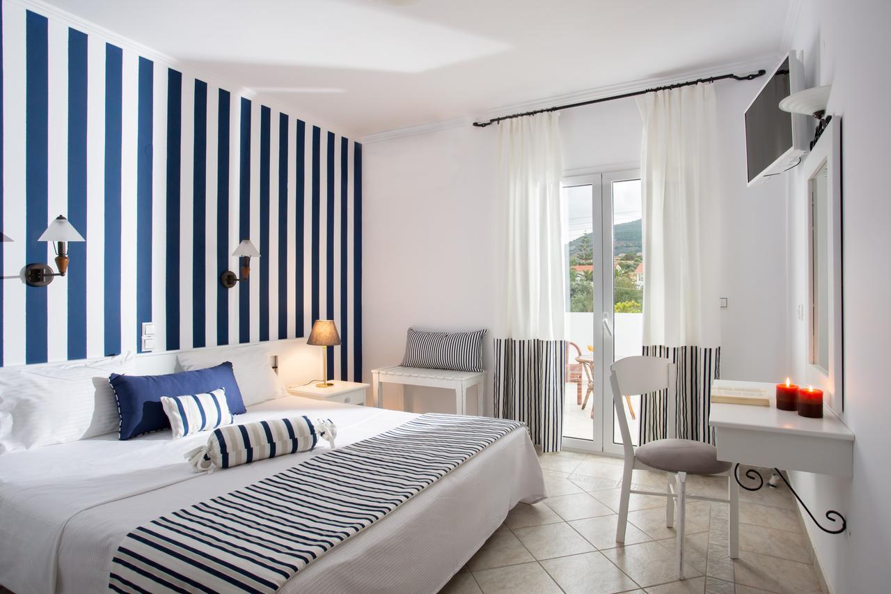 Iris Beach Hotel Monemvasia Ngoại thất bức ảnh