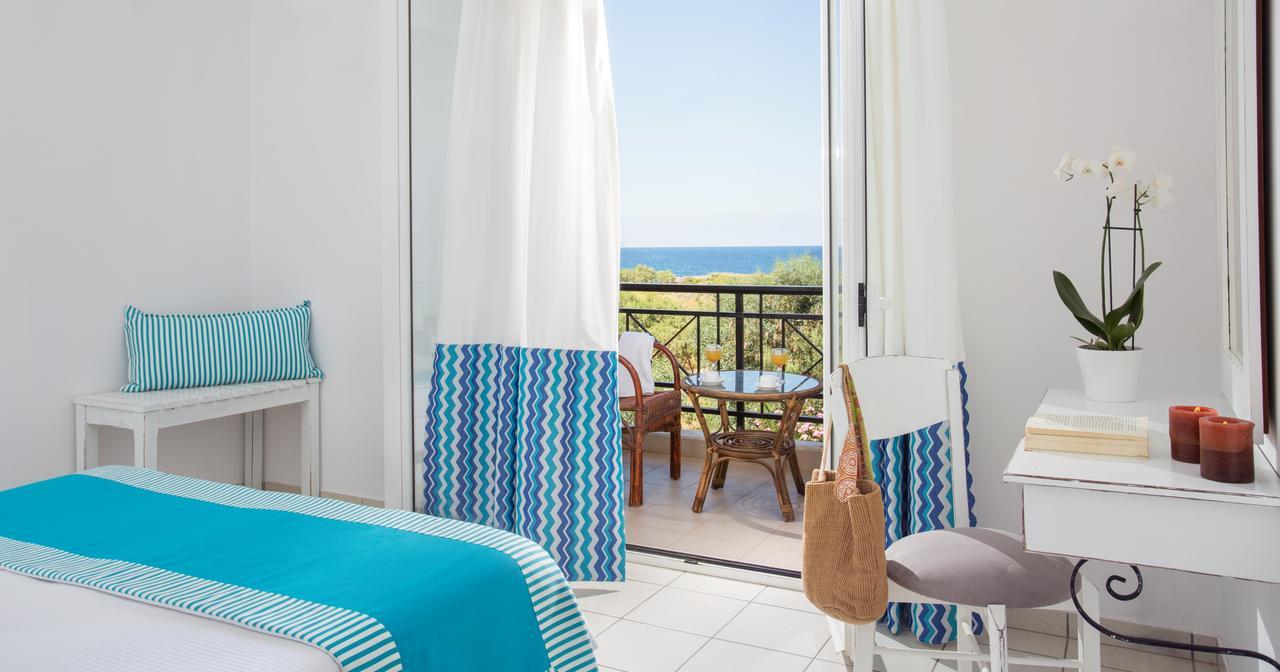 Iris Beach Hotel Monemvasia Ngoại thất bức ảnh